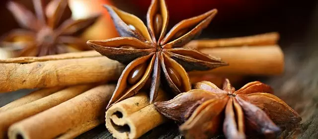 सोमवार 1 दिसंबर 2025 के लिए राशिफल 